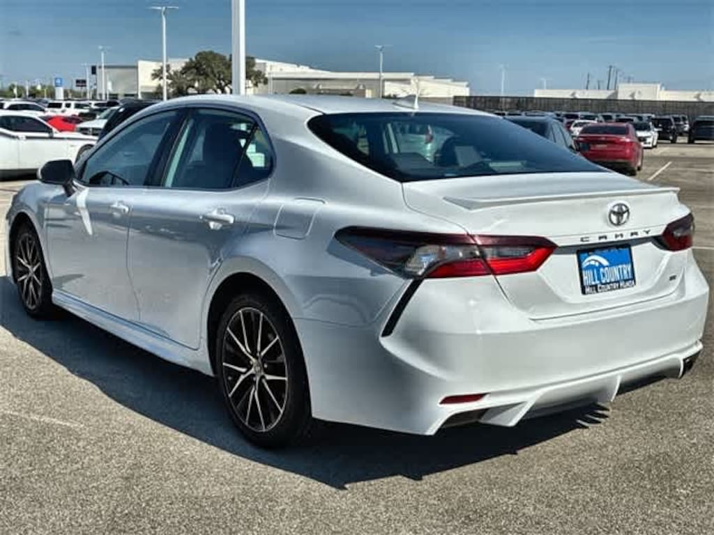 Used 2023 Toyota Camry SE Sedan
