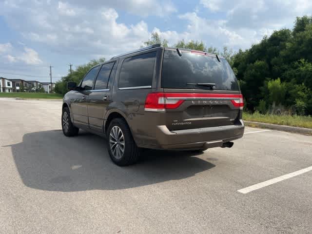 Thumbnail: 2016 Lincoln Navigator - 3