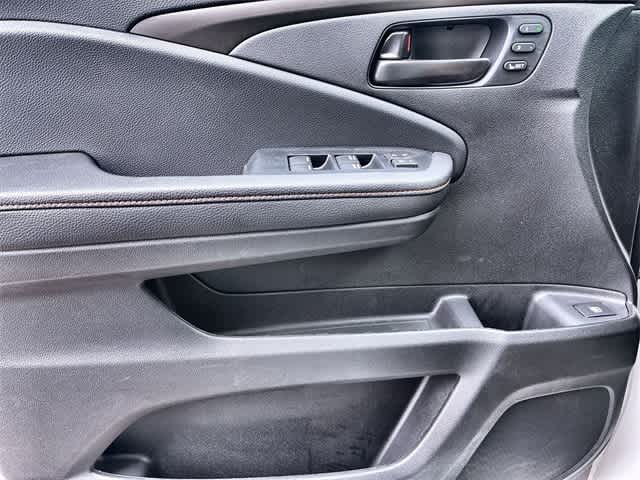 Thumbnail: 2025 Honda Ridgeline - 41