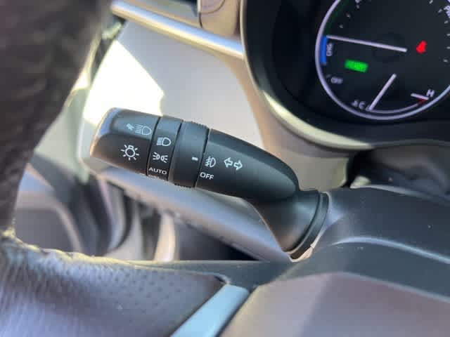 Thumbnail: 2021 Toyota Sienna - 15