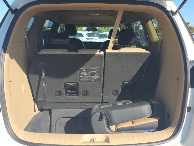 Thumbnail: 2021 Kia Sedona - 23