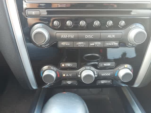 Thumbnail: 2014 Nissan Pathfinder - 17