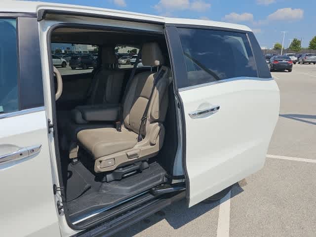 Thumbnail: 2019 Honda Odyssey - 8