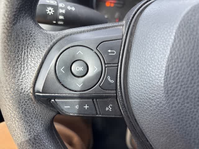 Thumbnail: 2022 Toyota RAV4 - 12