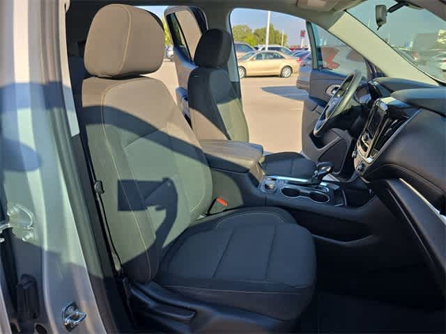 Thumbnail: 2021 Chevrolet Traverse - 22