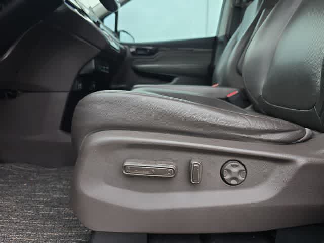 Thumbnail: 2020 Honda Odyssey - 18