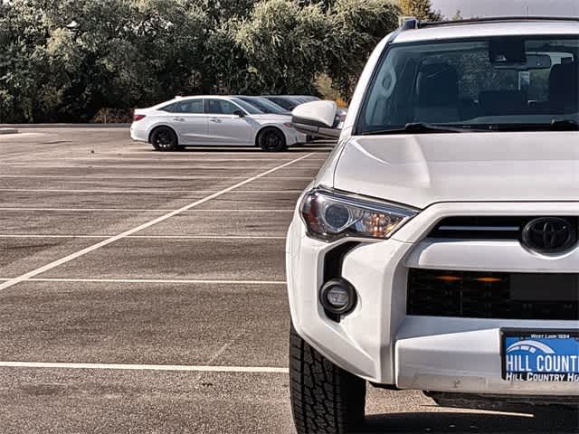 Thumbnail: 2023 Toyota 4Runner - 10