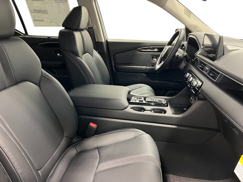 Thumbnail: 2025 Honda Pilot - 37