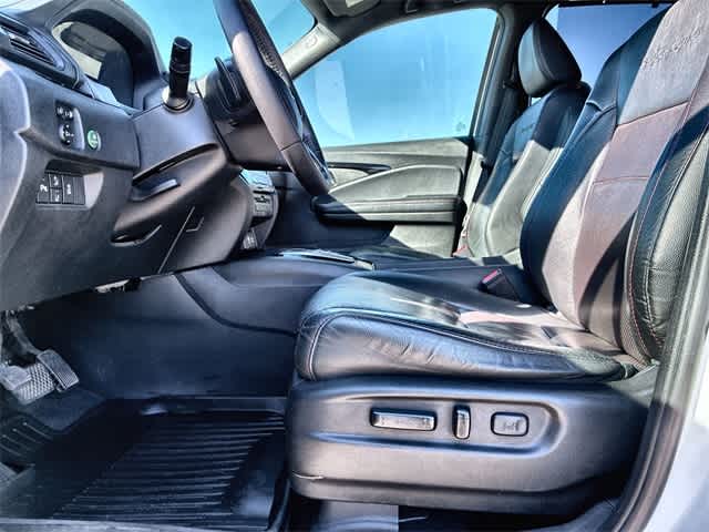 Thumbnail: 2022 Honda Pilot - 18