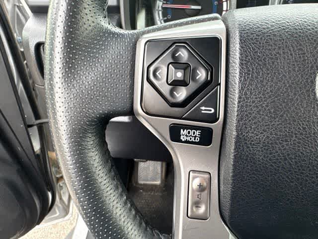Thumbnail: 2019 Toyota 4Runner - 12
