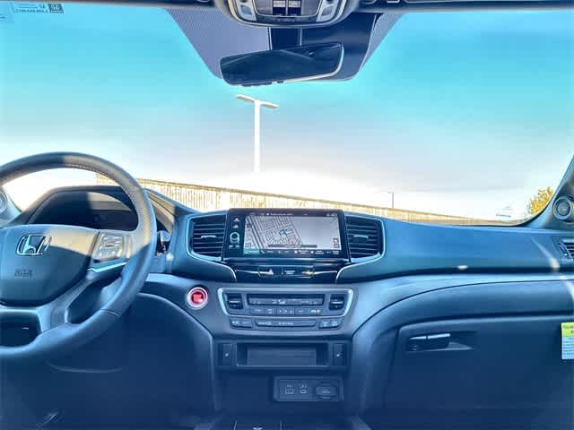 Thumbnail: 2025 Honda Ridgeline - 30