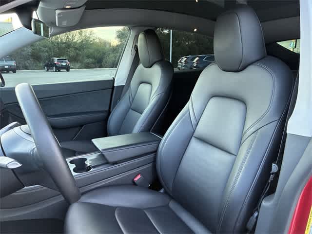 Thumbnail: 2022 Tesla Model Y - 16