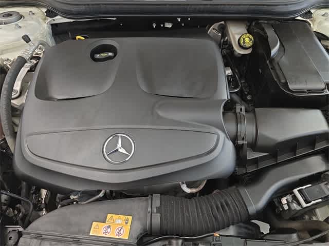Thumbnail: 2017 Mercedes-Benz GLA - 15
