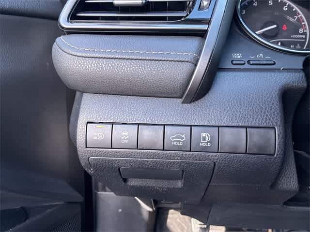 Thumbnail: 2019 Toyota Camry - 39