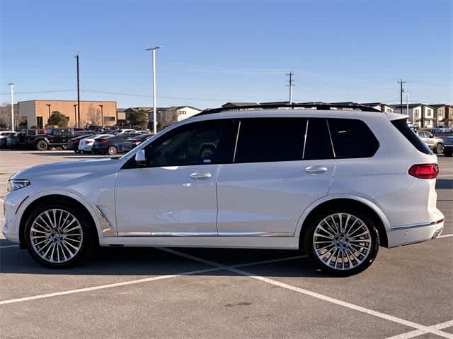 Thumbnail: 2021 BMW X7 - 3