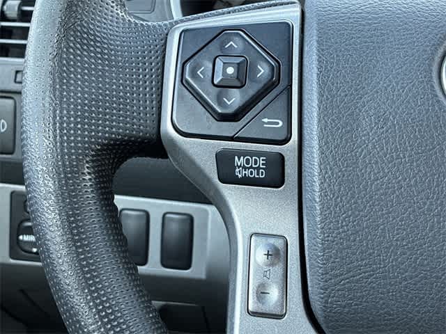 Thumbnail: 2014 Toyota Tacoma - 24