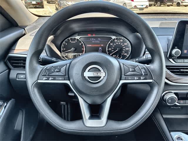 Thumbnail: 2023 Nissan Altima - 23