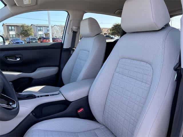 Thumbnail: 2026 Honda HR-V - 17