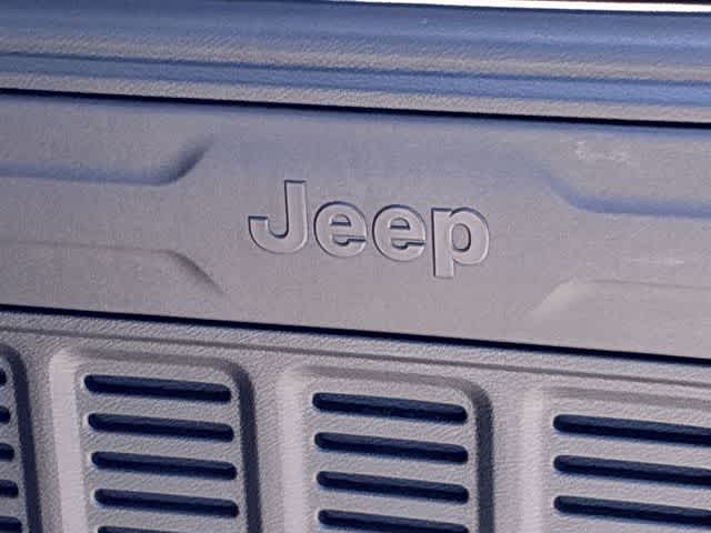 Thumbnail: 2022 Jeep Wrangler - 13