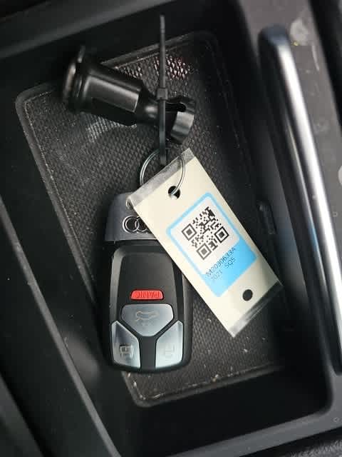 Thumbnail: 2021 Audi SQ5 - 24