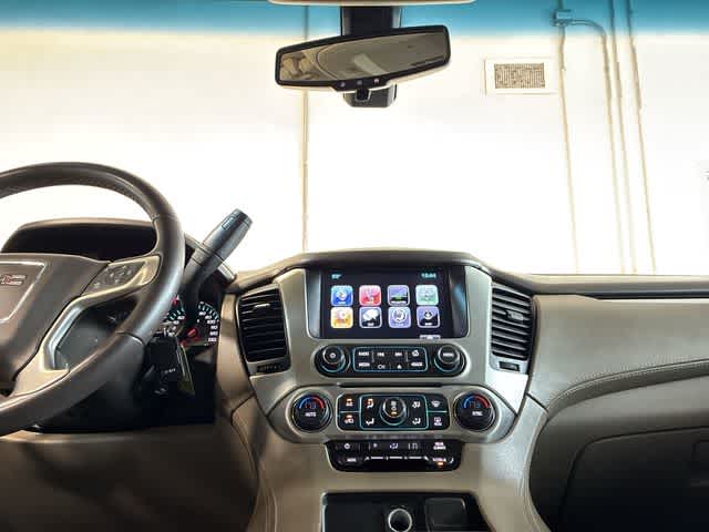 Thumbnail: 2017 GMC Yukon - 28