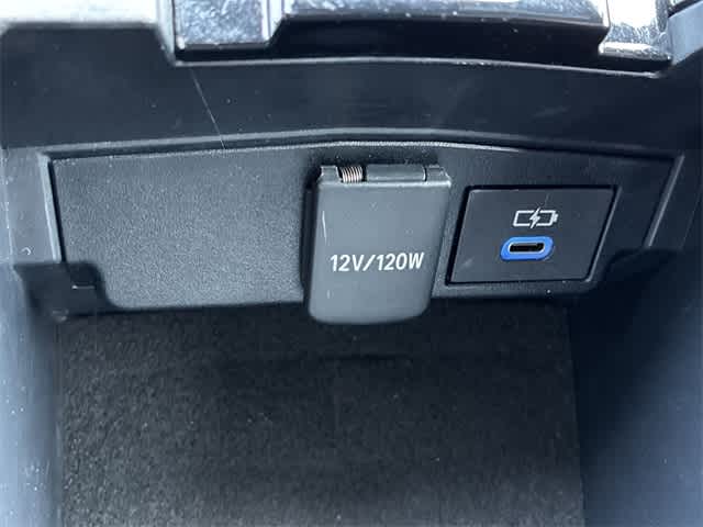 Thumbnail: 2022 Toyota Corolla - 31