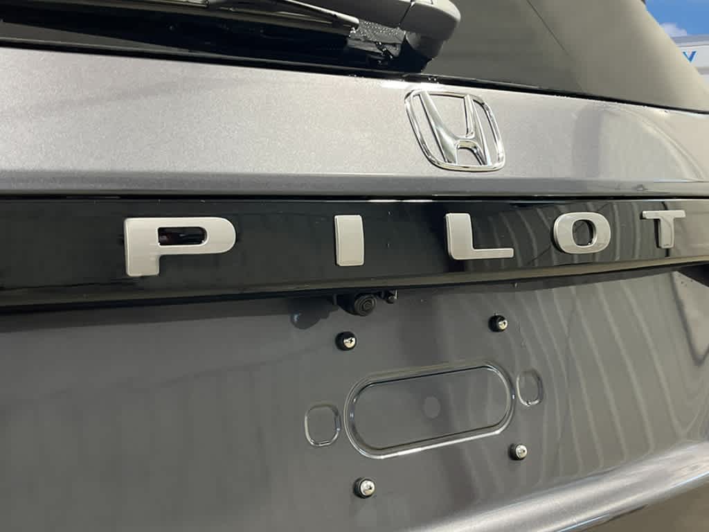 Thumbnail: 2026 Honda Pilot - 9