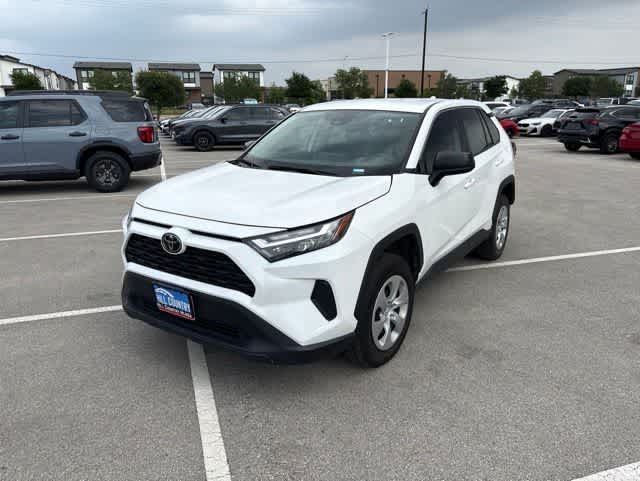 2024 Toyota RAV4 LE AWD's photo