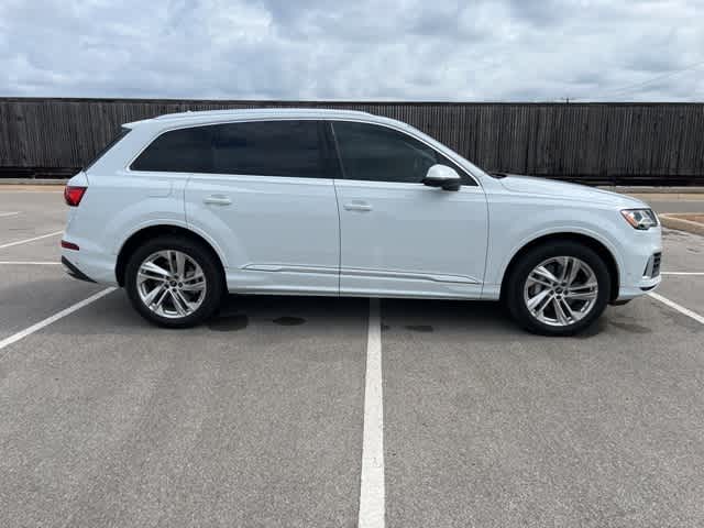 Thumbnail: 2023 Audi Q7 - 6