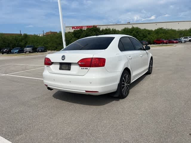Thumbnail: 2012 Volkswagen Jetta - 5