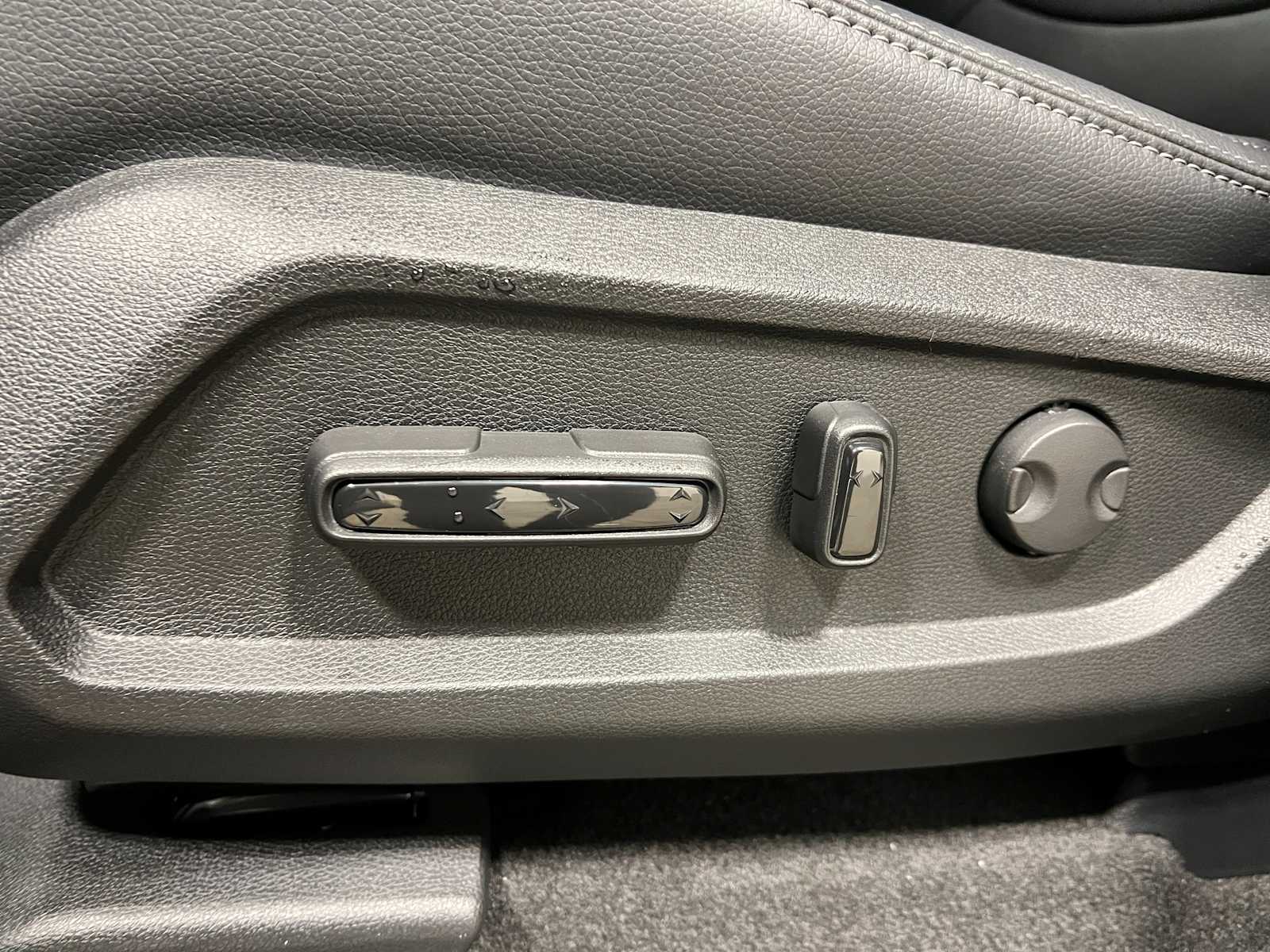 Thumbnail: 2025 Honda Pilot - 15