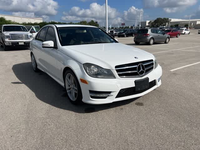 Thumbnail: 2014 Mercedes-Benz C-Class - 7