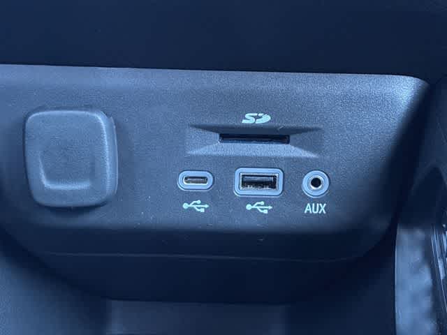 Thumbnail: 2021 Chevrolet TrailBlazer - 34