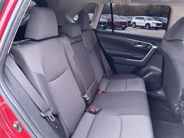 Thumbnail: 2022 Toyota RAV4 - 22