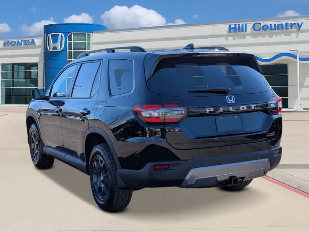 Thumbnail: 2026 Honda Pilot - 3