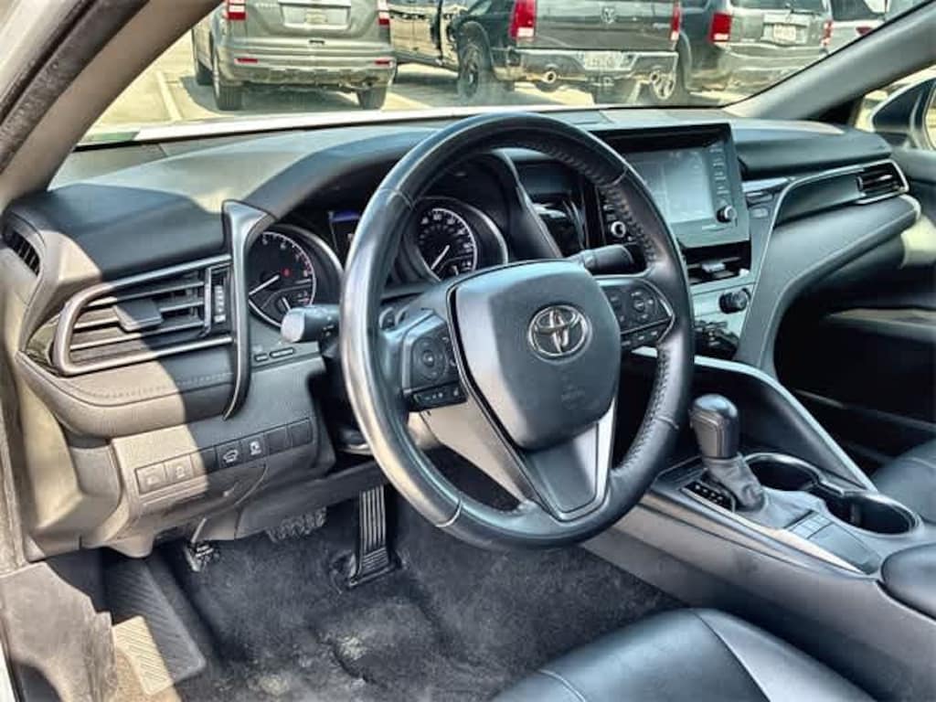 Used 2022 Toyota Camry SE Sedan