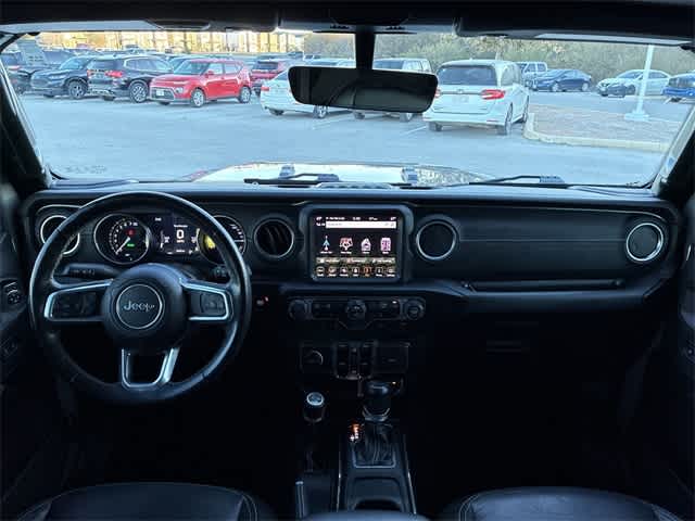 Thumbnail: 2022 Jeep Wrangler - 16