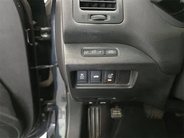 Thumbnail: 2015 Nissan Altima - 41