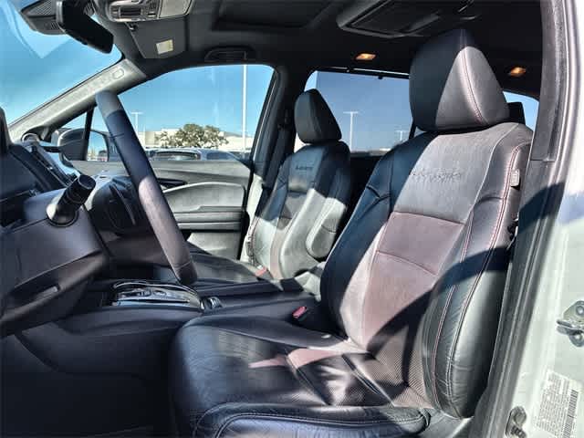 Thumbnail: 2022 Honda Pilot - 17