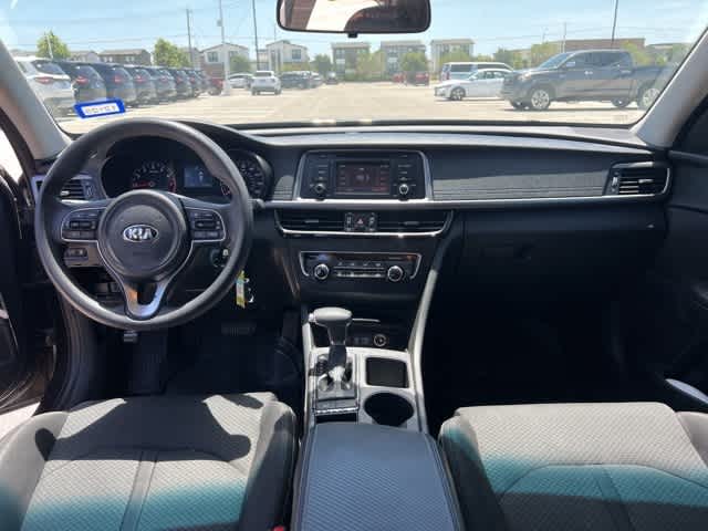 Thumbnail: 2016 Kia Optima - 18