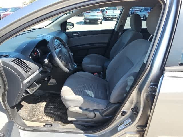 Thumbnail: 2012 Nissan Sentra - 10