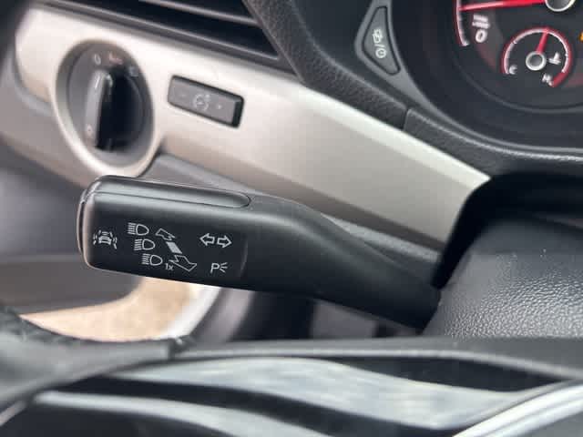 Thumbnail: 2022 Volkswagen Passat - 15