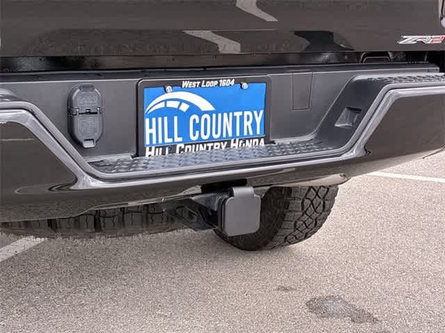 Thumbnail: 2024 Chevrolet Colorado - 36