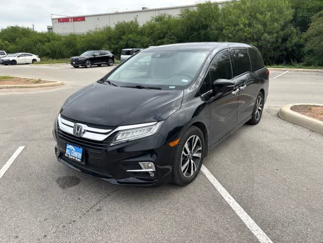 2018 Honda Odyssey Elite's photo