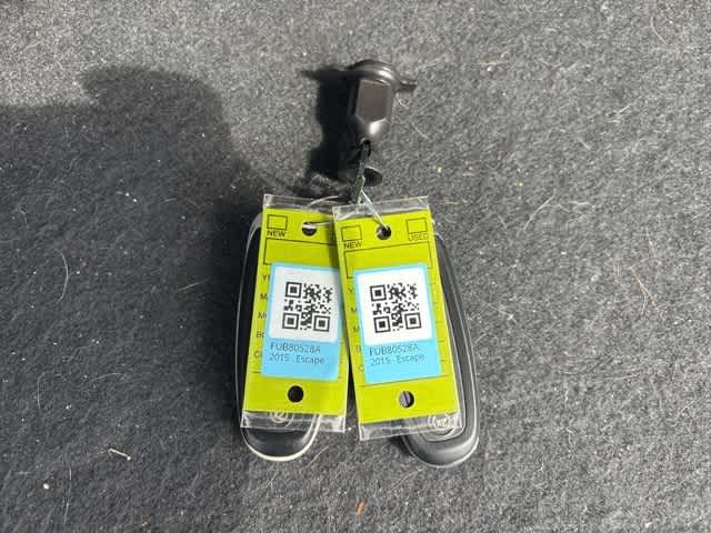 Thumbnail: 2015 Ford Escape - 25