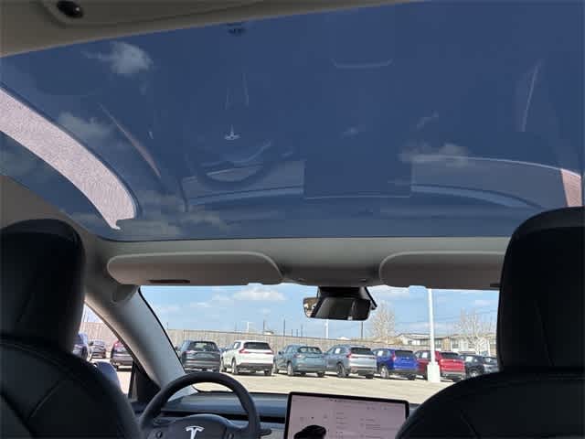 Thumbnail: 2023 Tesla Model 3 - 23