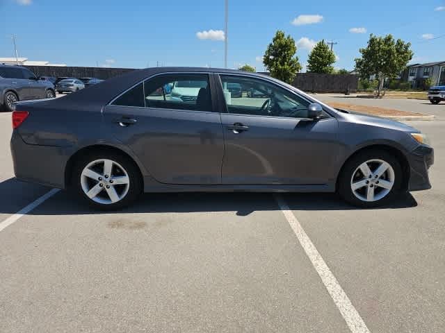 Thumbnail: 2014 Toyota Camry - 8