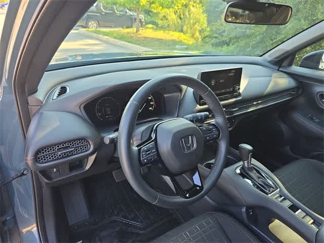 2024 Honda HR-V Sport photo 2