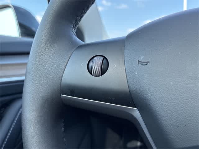 Thumbnail: 2023 Tesla Model 3 - 26