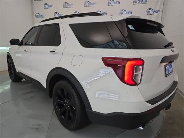 Thumbnail: 2023 Ford Explorer - 4